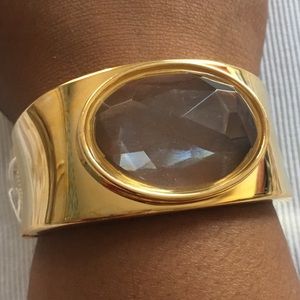 ✨🔥Gold tone cuff bracelet✨